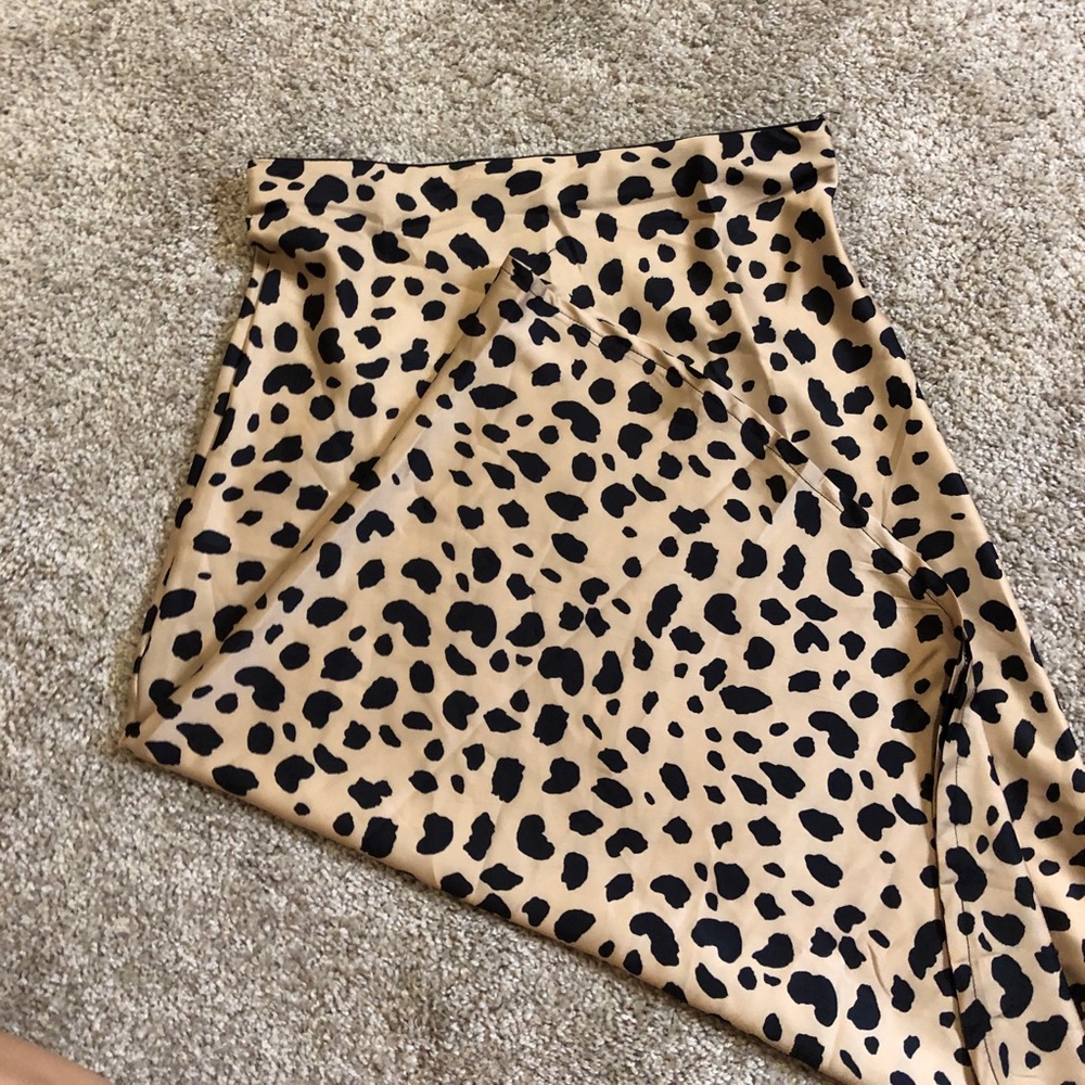 Women’s leopard print skirt
